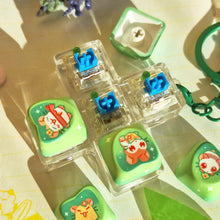 Load image into Gallery viewer, ☆Hamtaro Clover Keycaps Charm ☆